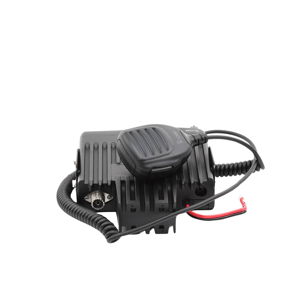 ICF5023H Radio Móvil Analógico en rango de frecuencia 136-174 MHz, 50 W de potencia de RF, 128 canales. Incluye microfono2, cable de alimentación y montaje
