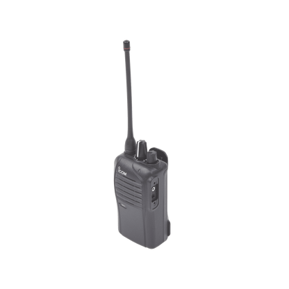 IC-F4103D/22 Radio Portátil Digital / 400-470 MHz / TRUNKING Mono-sitio / 16 canales / 5W de Potencia / batería, cargador, antena y clip incluidos.