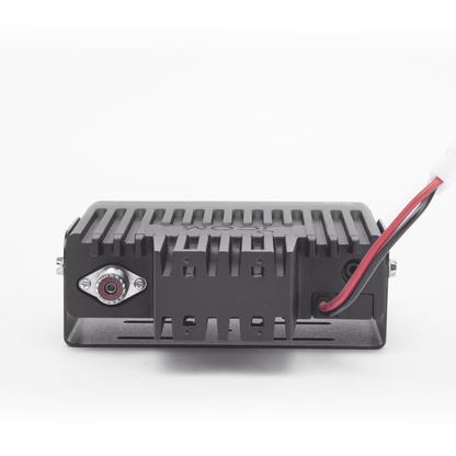 ICOM ICF5013 Radio Móvil Analógico en rango de frecuencia 136-174 MHz, 50 W de potencia de RF. Incluye micrófono, cable de corriente y bracket.