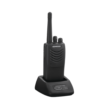 TK-2000-KV2 136-174 MHz, Práctico y Ligero, MIL-STD-810, 16 Canales, DTMF, IP54, VOX, Scan, Incluye antena, batería, cargador y clip
