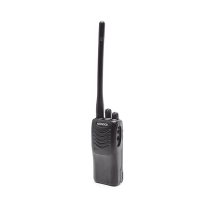 TK-2000-KV2 136-174 MHz, Práctico y Ligero, MIL-STD-810, 16 Canales, DTMF, IP54, VOX, Scan, Incluye antena, batería, cargador y clip